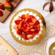 Hokkaido Milk Strawberry Cake Pie